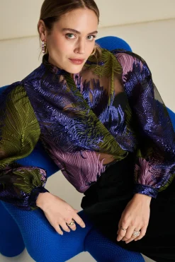 BLOUSE Festive Feathers