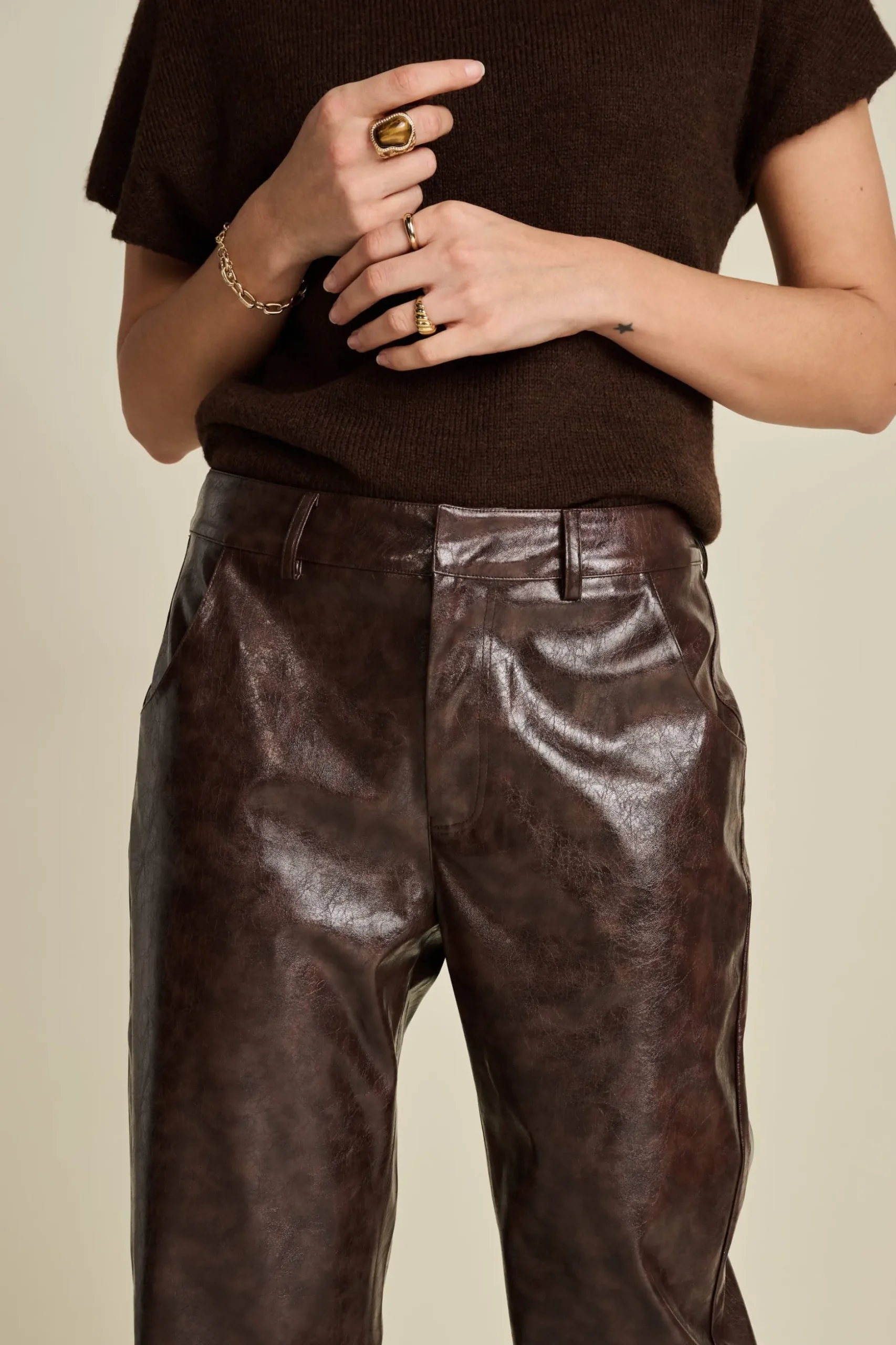 BROEK Faux Leather Brown